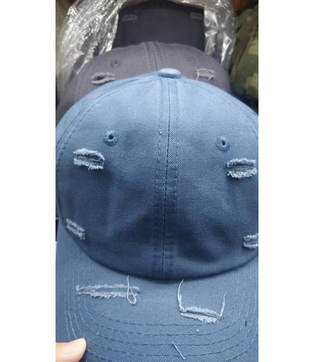 Zerrissene Cap